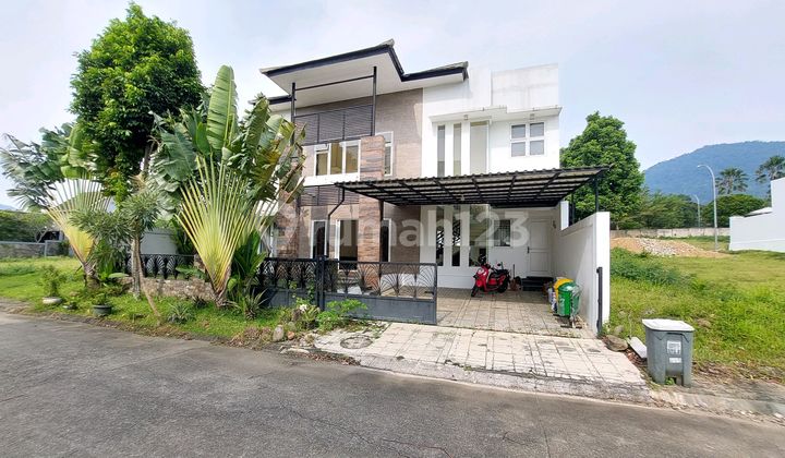 Rumah 2 Lantai Ada Kolam Renang View Pegunungan Di Sentul City Rumah 2 Lantai Ada Kolam Renang View Pegunungan Di Sentul City