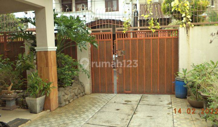 Rumah Bagus 2,5 Lt, Revisi Harga, di Dlm Komplek Perumahan, Depok 2