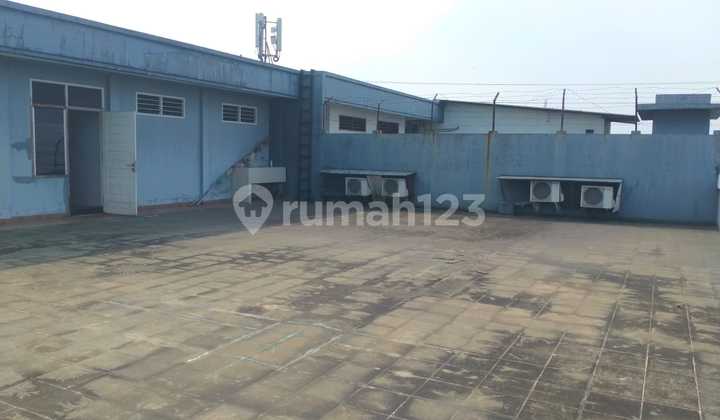 Price Drop, Ex Showroom, SHM, 4 Floors + Lift, Pancoran Mas, Depok 2