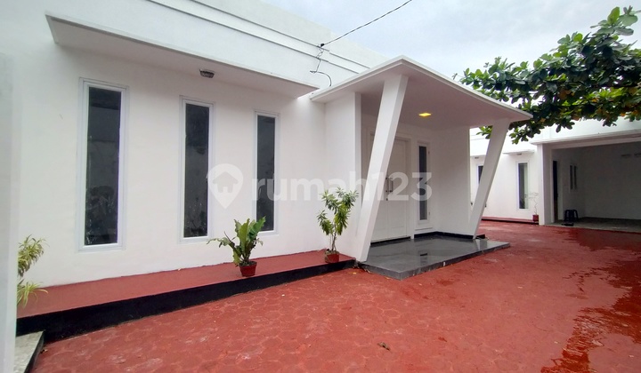 Rumah Asri di Villa Pertiwi Lahan 211M Baru Renov Dkt Tol Cisalak 2