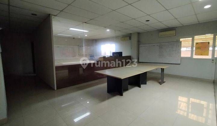 Show Room Mobil + Lift Oven, 4lt, m 21juta Tanah Bangunan 18