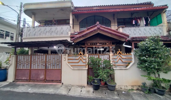 Rumah Hook Di Kayu Putih 2 Lantai Dekat Mall Pramuka