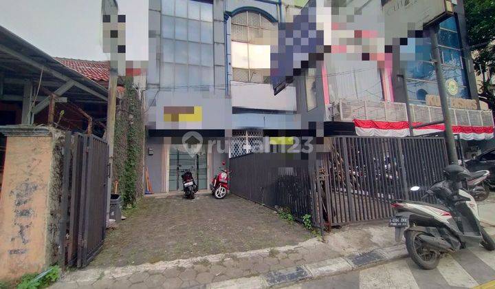 Ruko 3,5 Lantai Siap Huni, Full Furnished, Strategis  Di Margonda 2