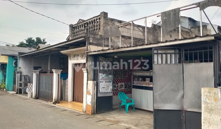 Tanah di Komersial Area Depan Lapangan Siaga 156M²