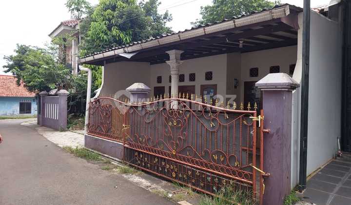 Rumah Dgn Lahan Luas Di Gandaria 1 Ratu Jy, Dktt Sta Depok Lama 2