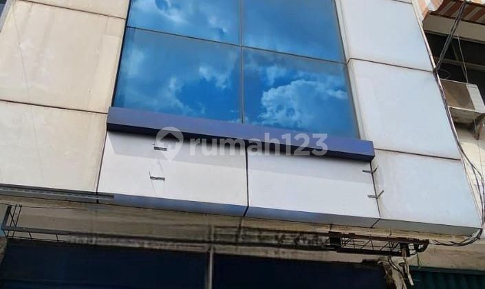 Turun Harga Ruko 3 Lantai, Ada Rooftop Lokasi Strategis di Pulo Gadung Jakarta Timur Turun Harga Ruko 3 Lantai, Ada Rooftop Lokasi Strategis di Pulo Gadung Jakarta Timur