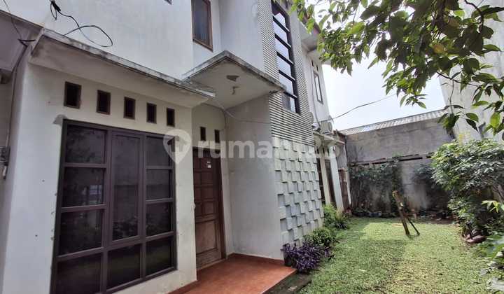 Rumah 2 lantai di Jagakarsa Jakarta Selatan, butuh jual cepat