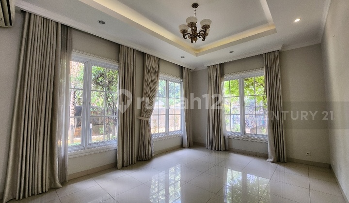 Rumah Dengan Open Layout, Lingkungan Asri Di Kuningan Rumah Dengan Open Layout, Lingkungan Asri Di Kuningan