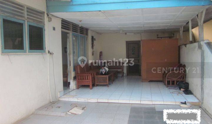 Rumah Tinggal Dalam Komplek Di Jl Raya Ps Minggu 2