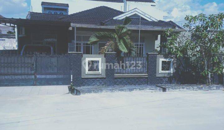 Rumah Lawas Bangunan Kokoh Dalam Komplek Elite Poligon Palembang 1