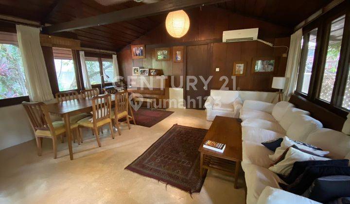 Dekat Citos Rumah Cozy Modern Tropis 1 Lantai 1