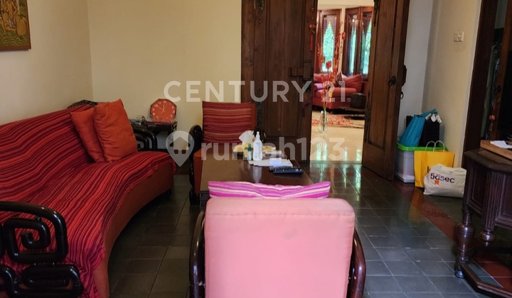 Rare Find! Villa House in Menteng, Central Jakarta 2