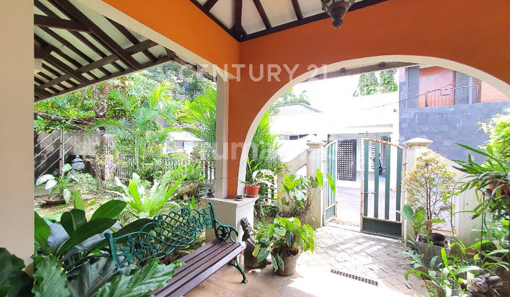 Rumah 2 Lantai untuk Hunian atau Usaha di Cilandak Belakang Citos 2