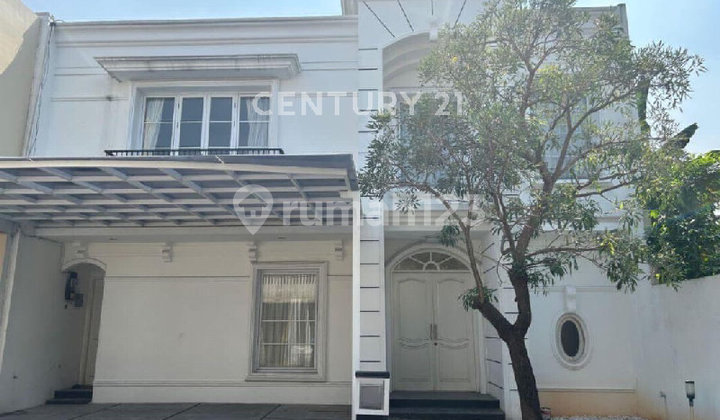 Modern 2-Storey House Ready to Occupy Strategic Location in Jagakarsa