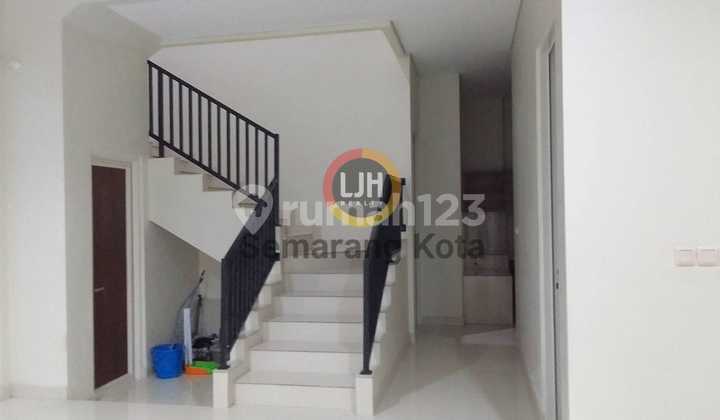 Rumah Bagus di Graha Candi Golf 2