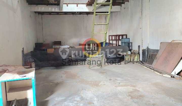 Warehouse in Gayamsari Area 2