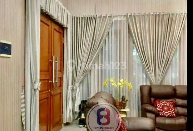 Rumah Cantik Dalam Cluster Favorit di Graha Raya Bintaro  1