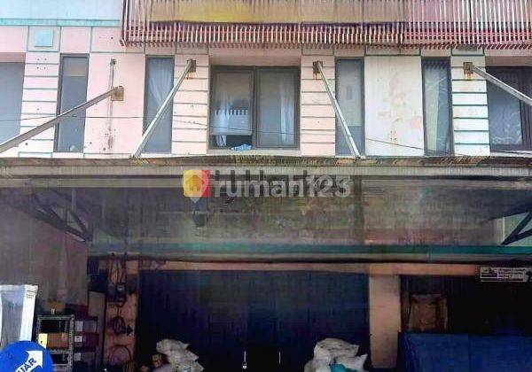 Ruko 3 Lantai di Jalan Percetakan Negara Jakarta Pusat  1