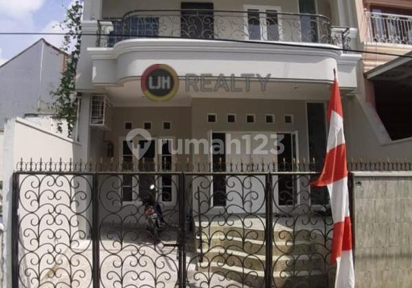 Jual Cepat Rumah di BCS Kelapa Gading Jakarta Utara