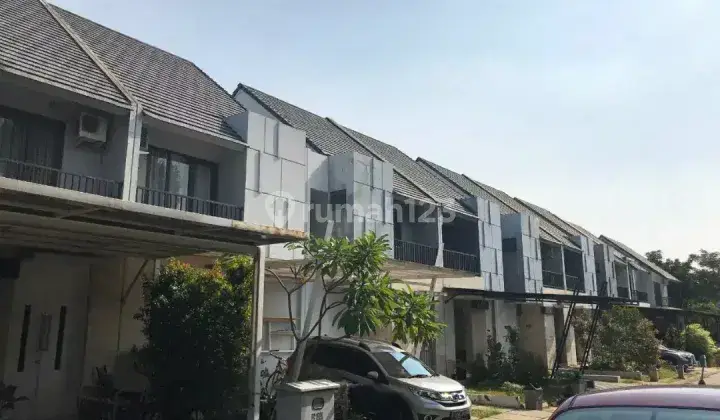 Rumah 2 Lantai,lebar 6,utara, di Premier Riviera ,jatinegara Jakarta Timur 1