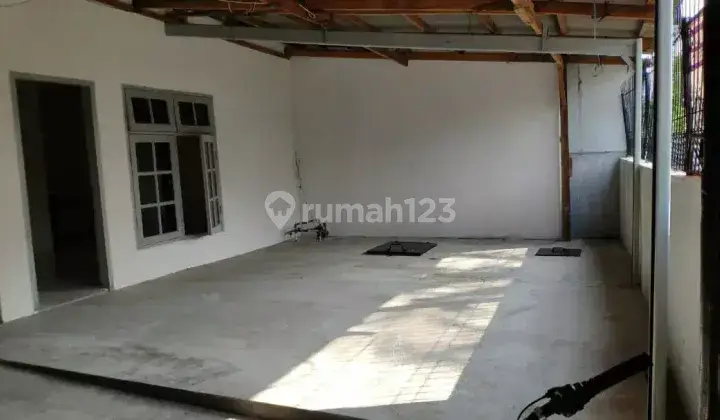 Rumah di Pademangan Jalan Raya 1