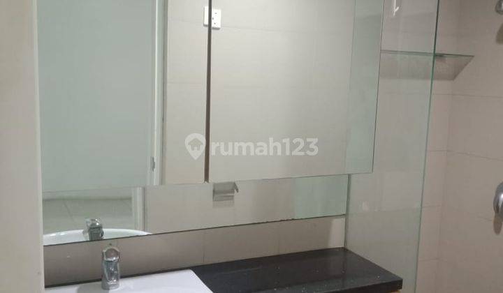 Apart 3 Kamar, View Lepas, Furnished, Lantai Tengah, French Walk Moi 2