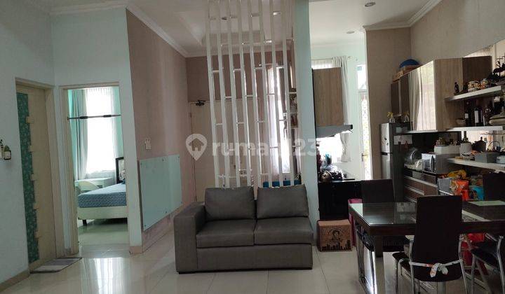 Rumah 2 Lantai Bagus Semi Furnished SHM di Gading Residence Pelangi Hijau 
, Jakarta Utara 2