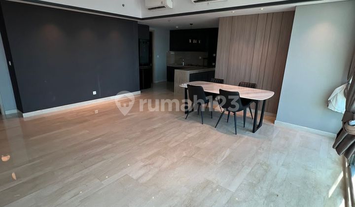 Apart 2 br, private lift, semifurnishd, siap huni, view kota