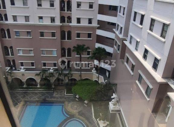 Jual cepat Apart  Medit 2 BR, lantai rendah, siap huni, hadap pool, Kelapa Gading 1