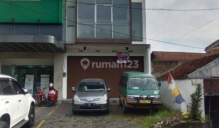 Ruko Bangunan Baru  3 Lantai,parkir luas, hadap selatan, Bandung 1