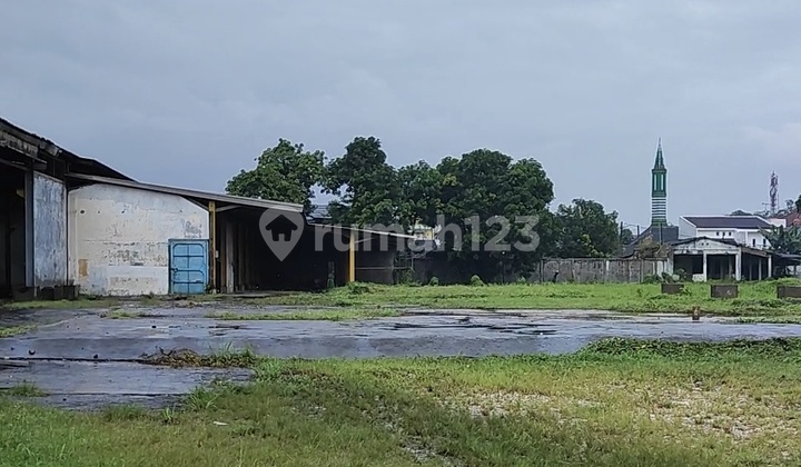 Jual Murah Tanah Ada Bangunan Harga Dibawah Njop,Lt.1.9 Ha ,Jalan Raya,Cimanggis Depok Jual Murah Tanah Ada Bangunan Harga Dibawah Njop,Lt.1.9 Ha ,Jalan Raya,Cimanggis Depok