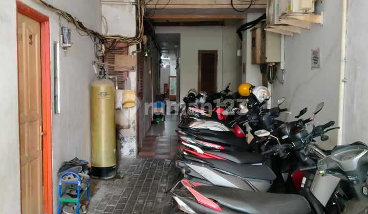 Dijual Rumah Kost Aktif 41 Kamar Mangga Besar 2
