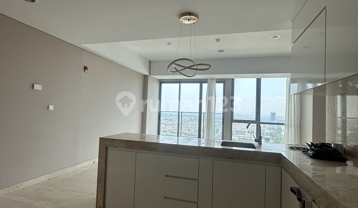 Apart Holland Village, Private Elevator, 3 Bedrooms, Central Jakarta 2