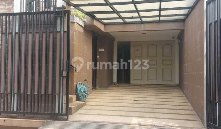 Rumah Minimalis 3 Lantai,Lebar 9, Gading Griya Lestari,Kelapa Gading 1