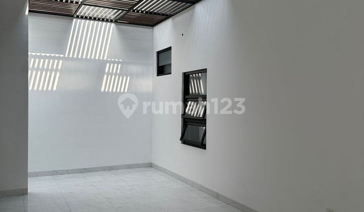 Quick Sale Ready-to-Live Beautiful Affordable House in Taman Kopo, South Bandung 2