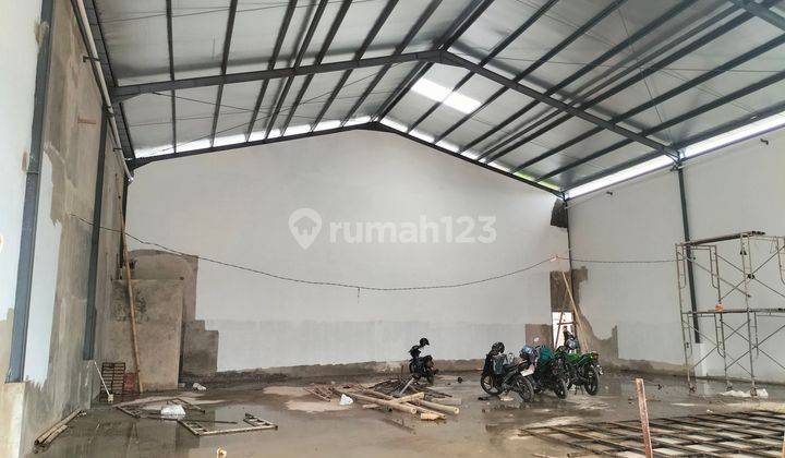 Gudang baru area pergudangan mainroad Kopo akses kontainer 40" 1