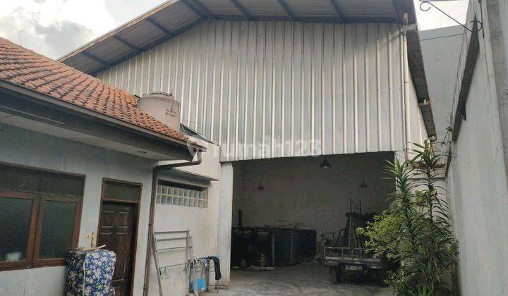 Dijual Ruang Usaha Include Rumah Dan Gudang 1