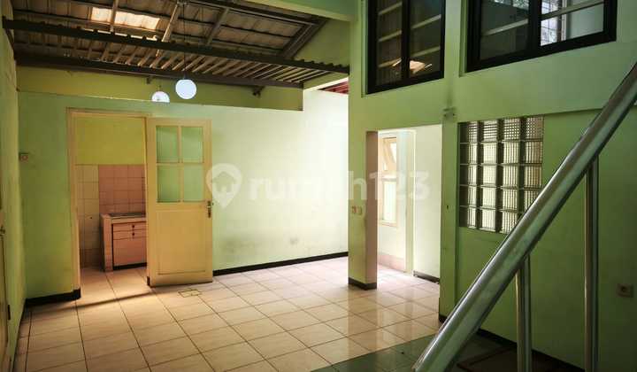 Rent a Shop House for Clinic Office in Bandung City Cheap Good 2