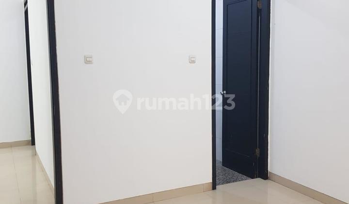 Quick Sale: Singgasana House, Good Condition, Ready to Occupy, SHM, South Bandung 2