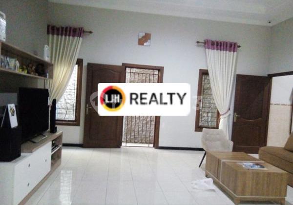 Rumah di Candi Prambanan Semarang 1