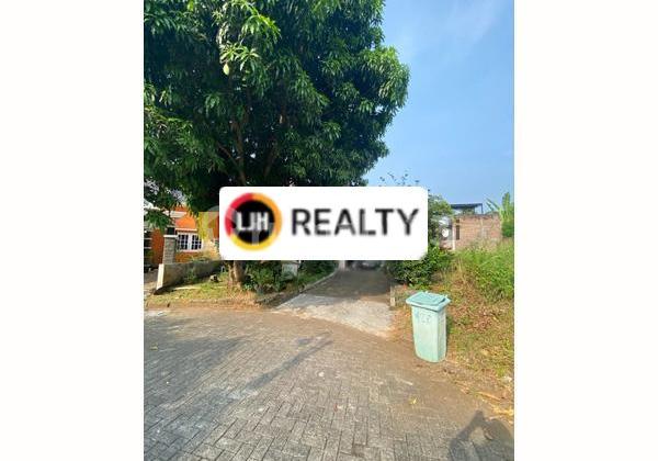 Rumah di Anggun Selatan Graha Estetika Semarang 2