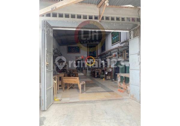 Gudang di Delima Selatan Magelang Utara