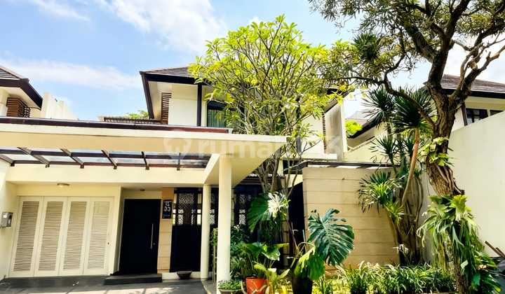 Rumah Mewah di Lebak Bulus Ada Swimming Pool dan Furnished