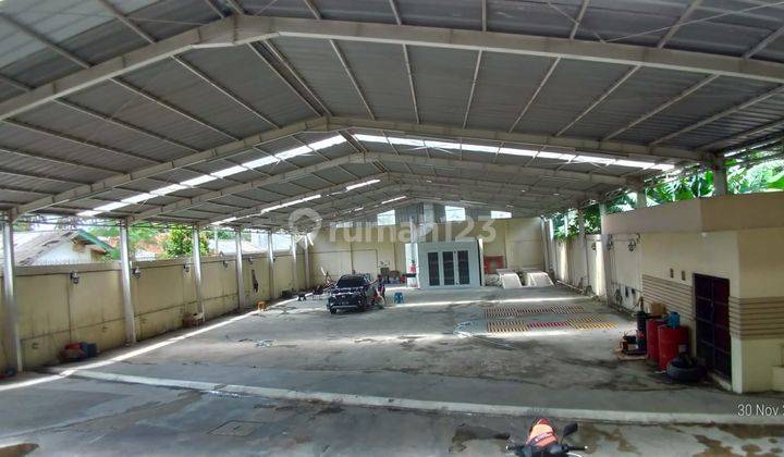 Gedung Komersial Strategis Multi Fungsi  10