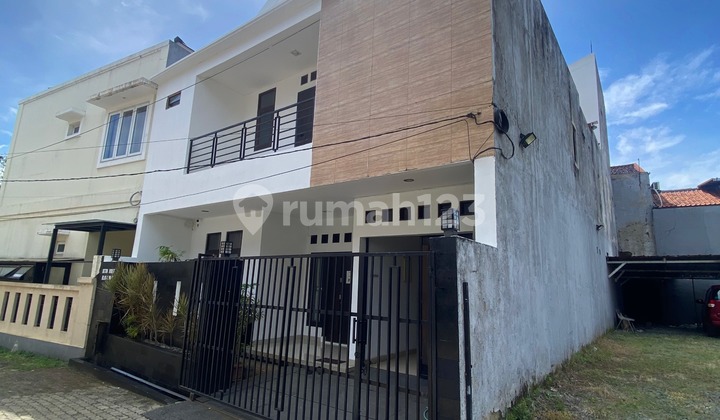 Boarding House can be used as Employee Dormitory in Bintaro, Move-in Ready Boarding House can be used as Employee Dormitory in Bintaro, Move-in Ready