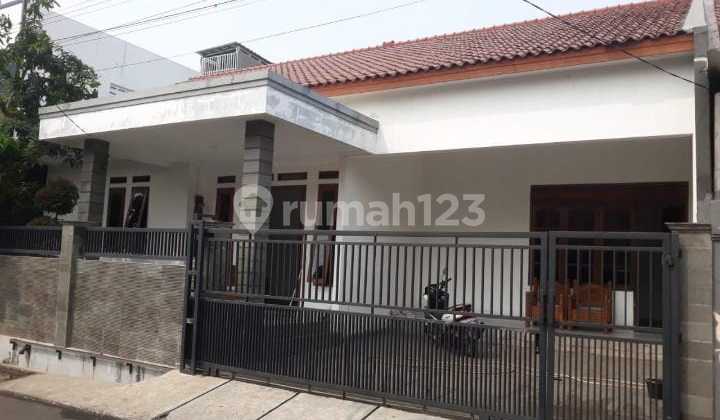 Rumah di Ulujami Komplek Bni Swadarma Jakarta Selatan Siap Huni Rumah di Ulujami Komplek Bni Swadarma Jakarta Selatan Siap Huni