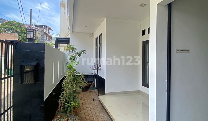 Boarding House can be used as Employee Dormitory in Bintaro, Move-in Ready 2