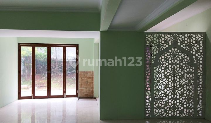 Rumah Hook Sudah Renovasi Siap Huni di Bintaro 2