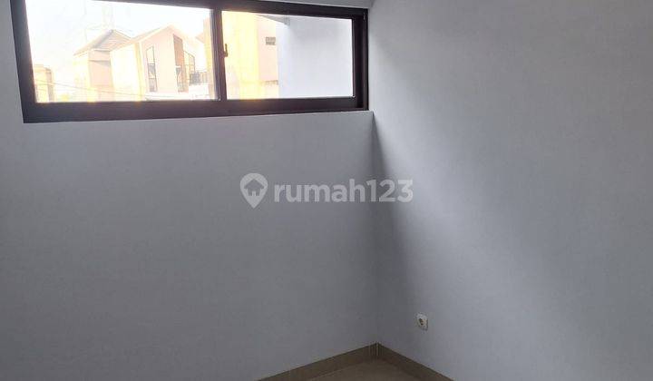 foto lainnya rumah di e-lagoon serua indah