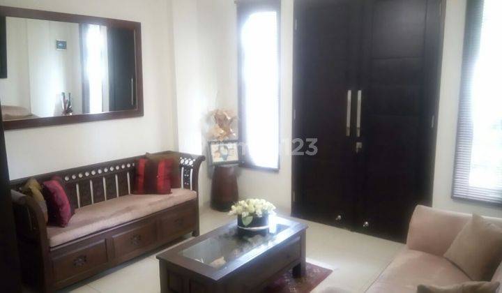 Rumah di Sektor 5  Bintaro Semi Furnished Siap Huni   2